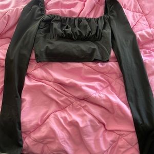 XS black shein cropped too long sleeve
